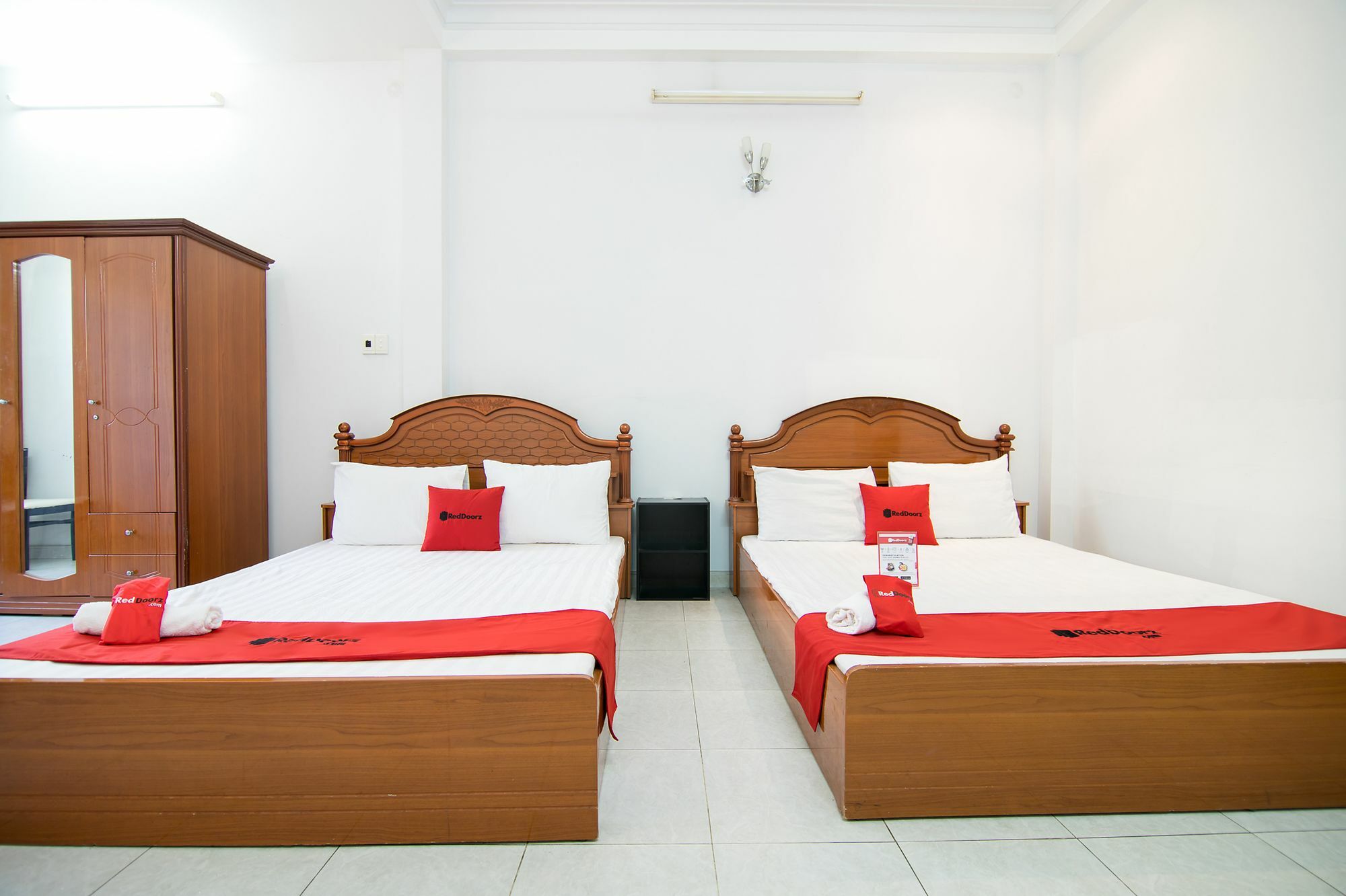 Reddoorz Near Pico Plaza Cong Hoa Hotel TP. Hồ Chí Minh Ngoại thất bức ảnh