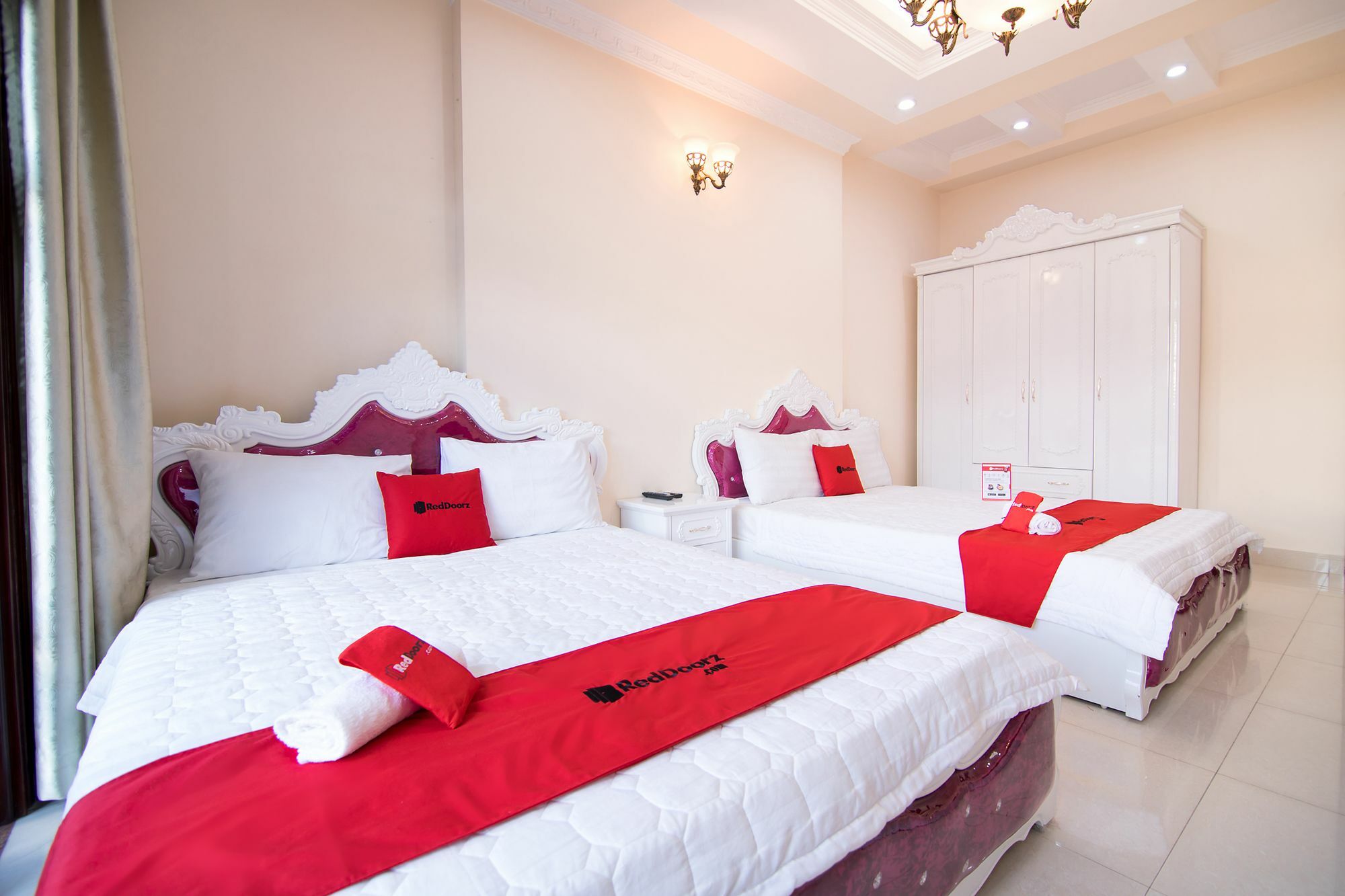 Reddoorz Near Pico Plaza Cong Hoa Hotel TP. Hồ Chí Minh Ngoại thất bức ảnh