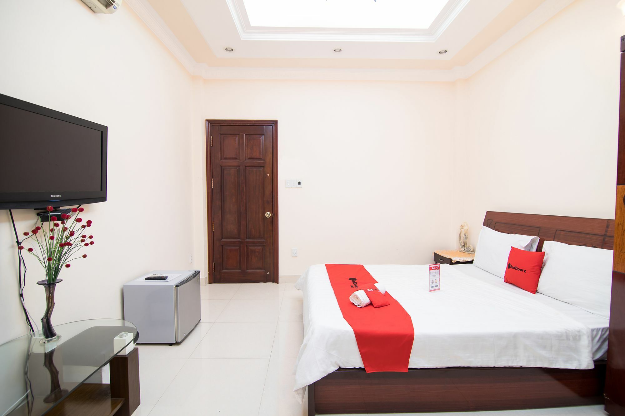 Reddoorz Near Pico Plaza Cong Hoa Hotel TP. Hồ Chí Minh Ngoại thất bức ảnh