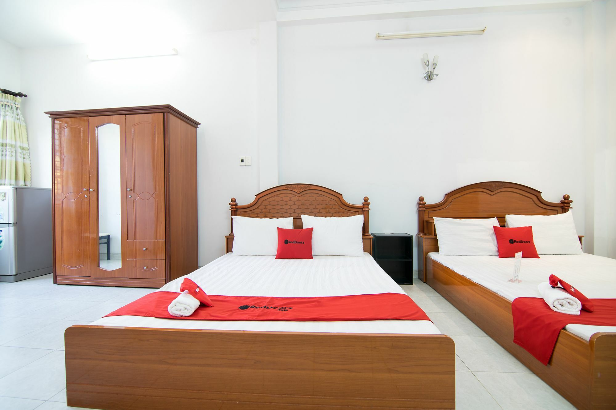 Reddoorz Near Pico Plaza Cong Hoa Hotel TP. Hồ Chí Minh Ngoại thất bức ảnh