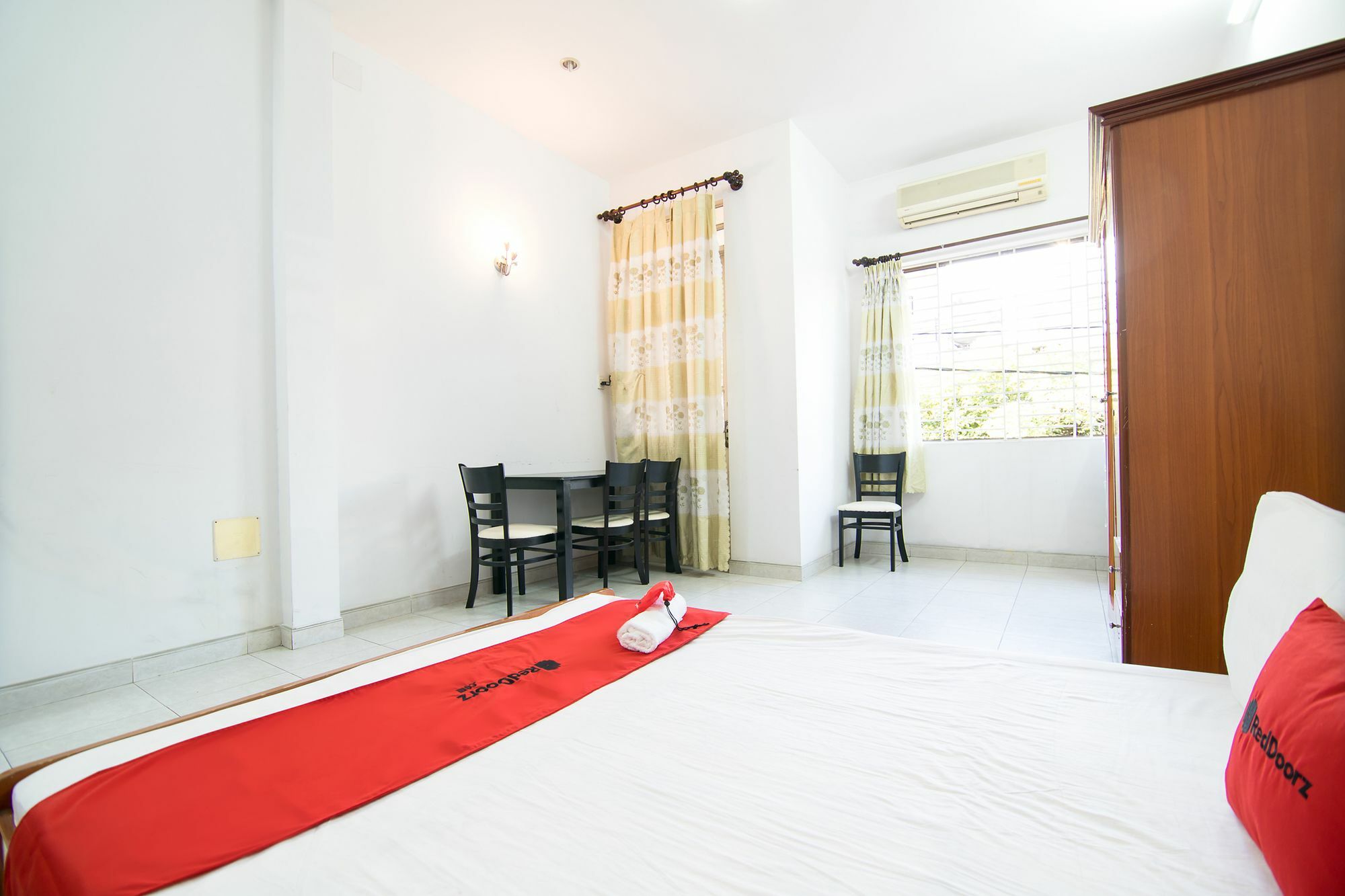 Reddoorz Near Pico Plaza Cong Hoa Hotel TP. Hồ Chí Minh Ngoại thất bức ảnh