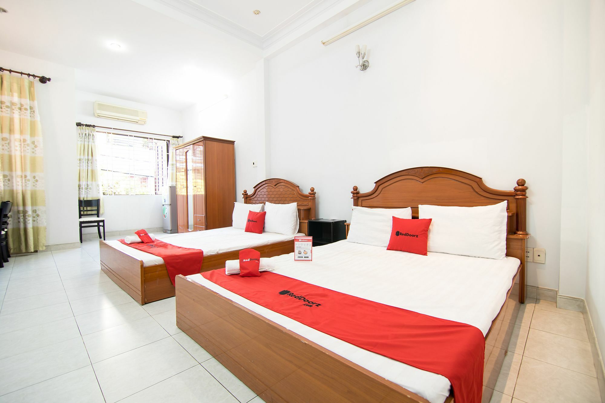 Reddoorz Near Pico Plaza Cong Hoa Hotel TP. Hồ Chí Minh Ngoại thất bức ảnh